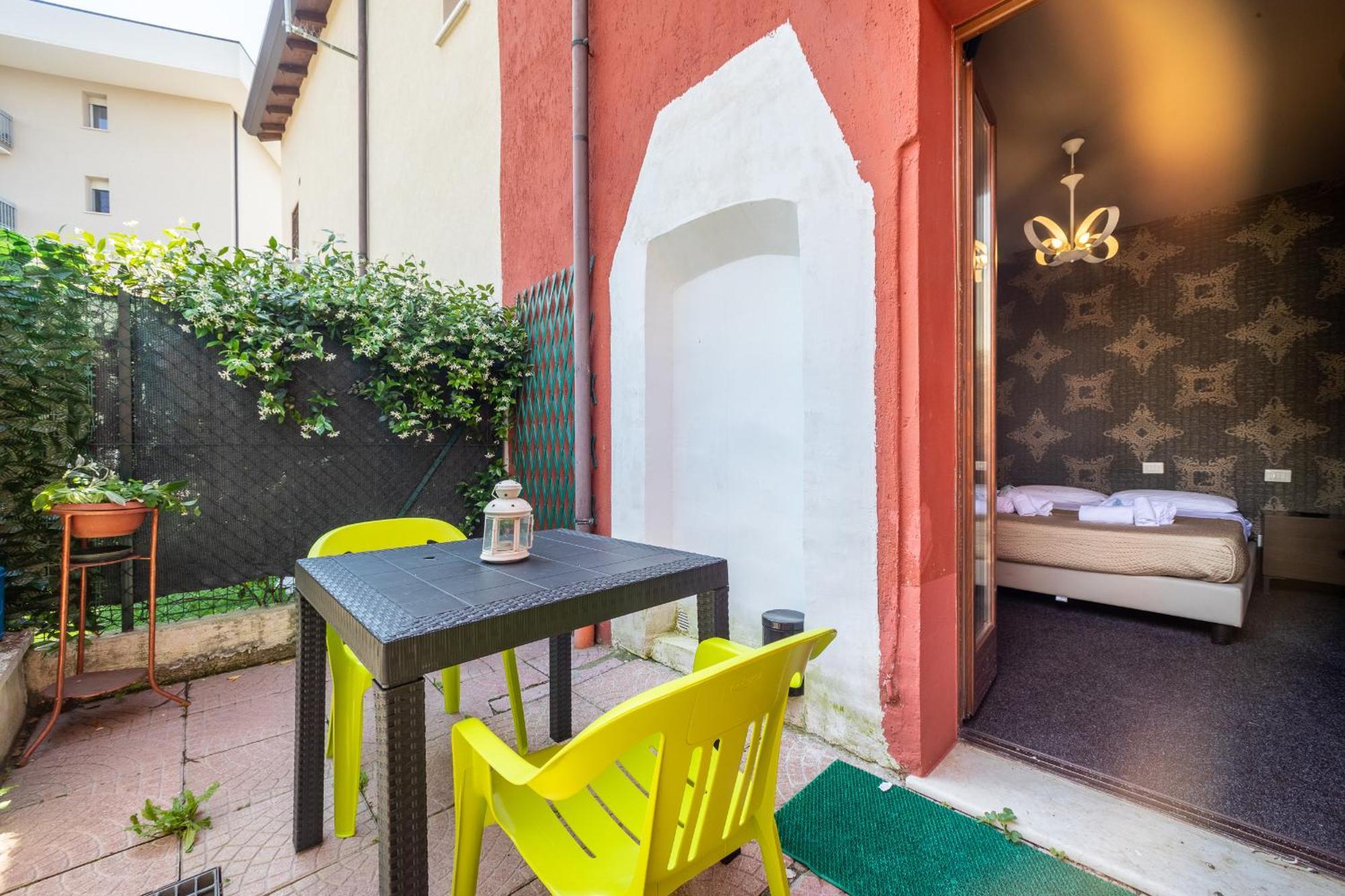 Italstay - Nuova Residenza Romeo - Affittacamere Verona Bagian luar foto